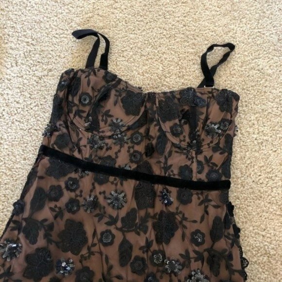 NWT Rare for love&lemons mini dress embroidered - Picture 2 of 5